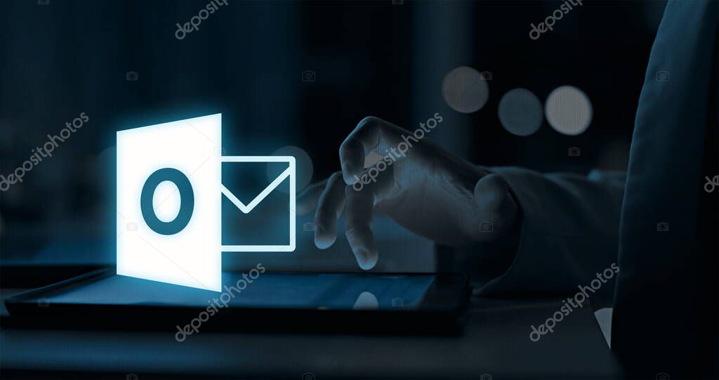 Planilha sendo atualizada automaticamente com dados de negócios
