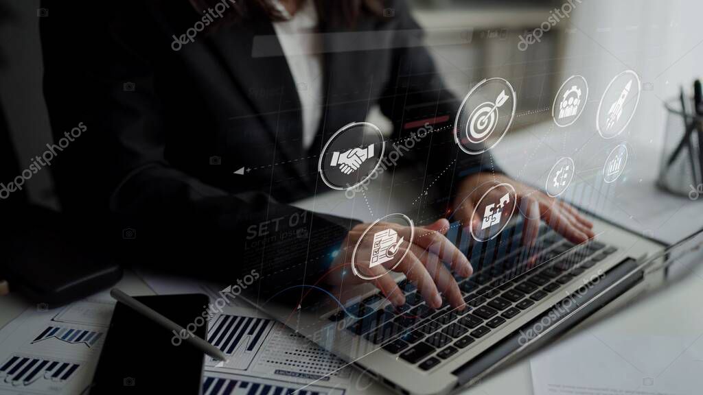 Fluxos de trabalho integrando diferentes ferramentas da empresa